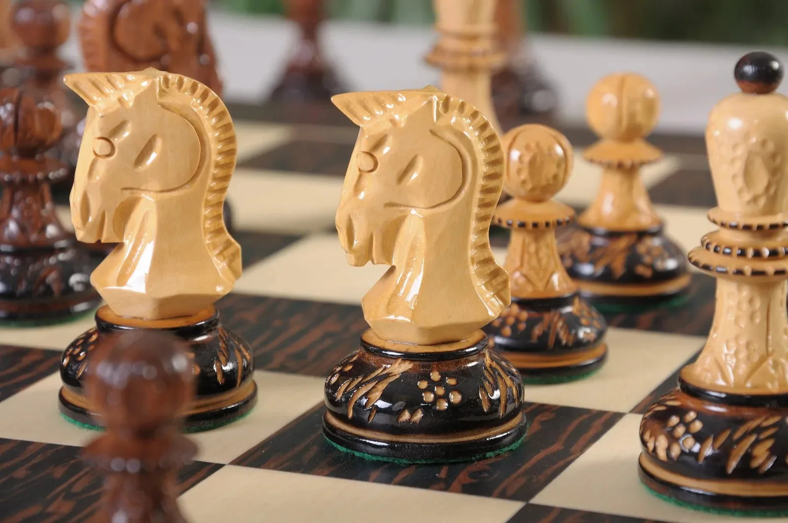 The Burnt Dubrovnik Series Chess Pieces - 3.75" King - Image 8