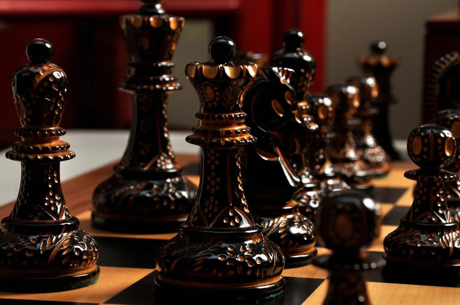 The Burnt Dubrovnik Series Chess Set, Box, & Board Combination - Image 2
