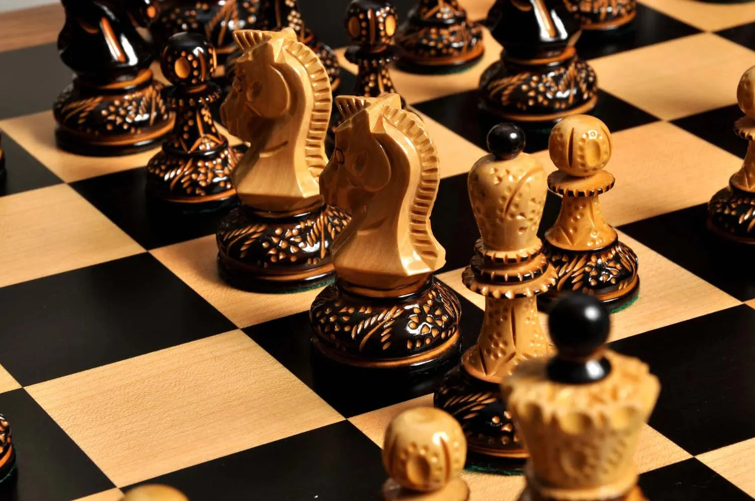 The Burnt Dubrovnik Series Chess Set, Box, & Board Combination - Image 5