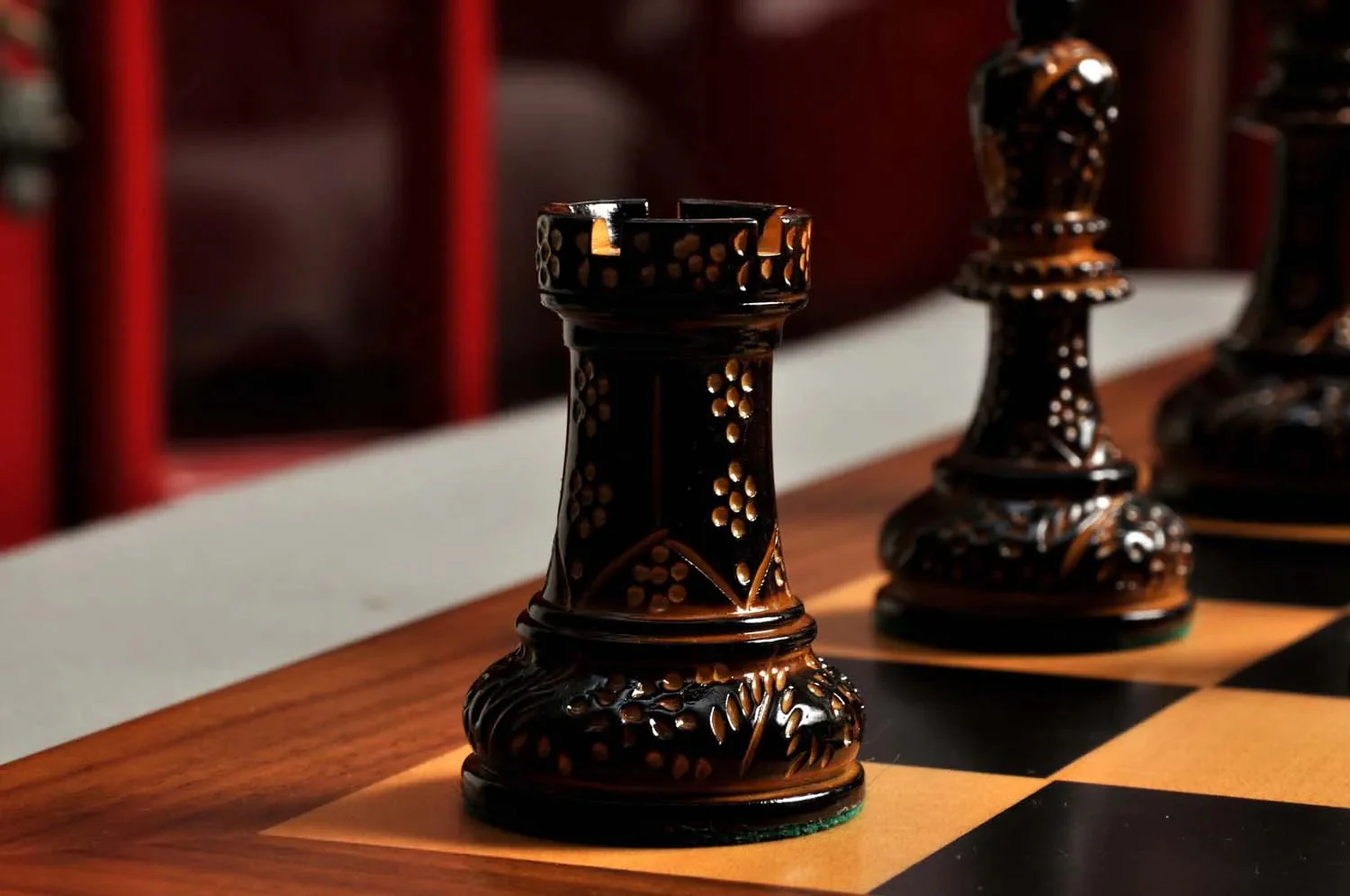 The Burnt Dubrovnik Series Chess Set, Box, & Board Combination - Image 6