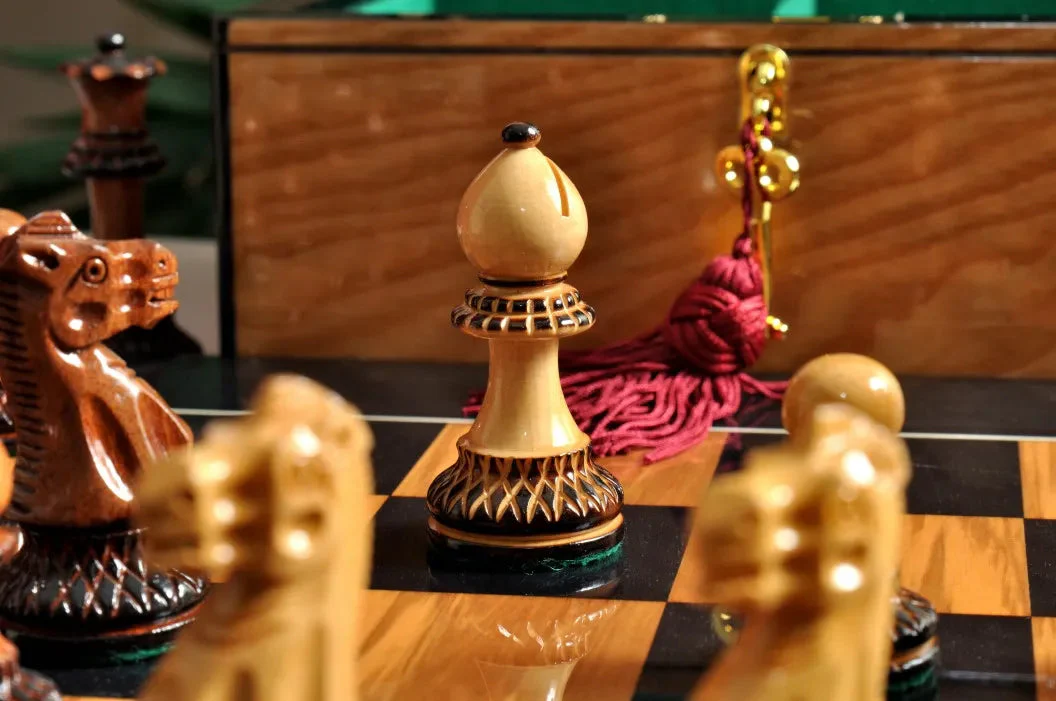 The Burnt Golden Rosewood Grandmaster Series Chess Pieces - 4.0" King - Image 4