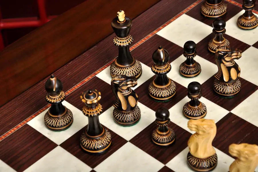 The Burnt Grandmaster Series Chess Pieces - 4.0" King - Image 4