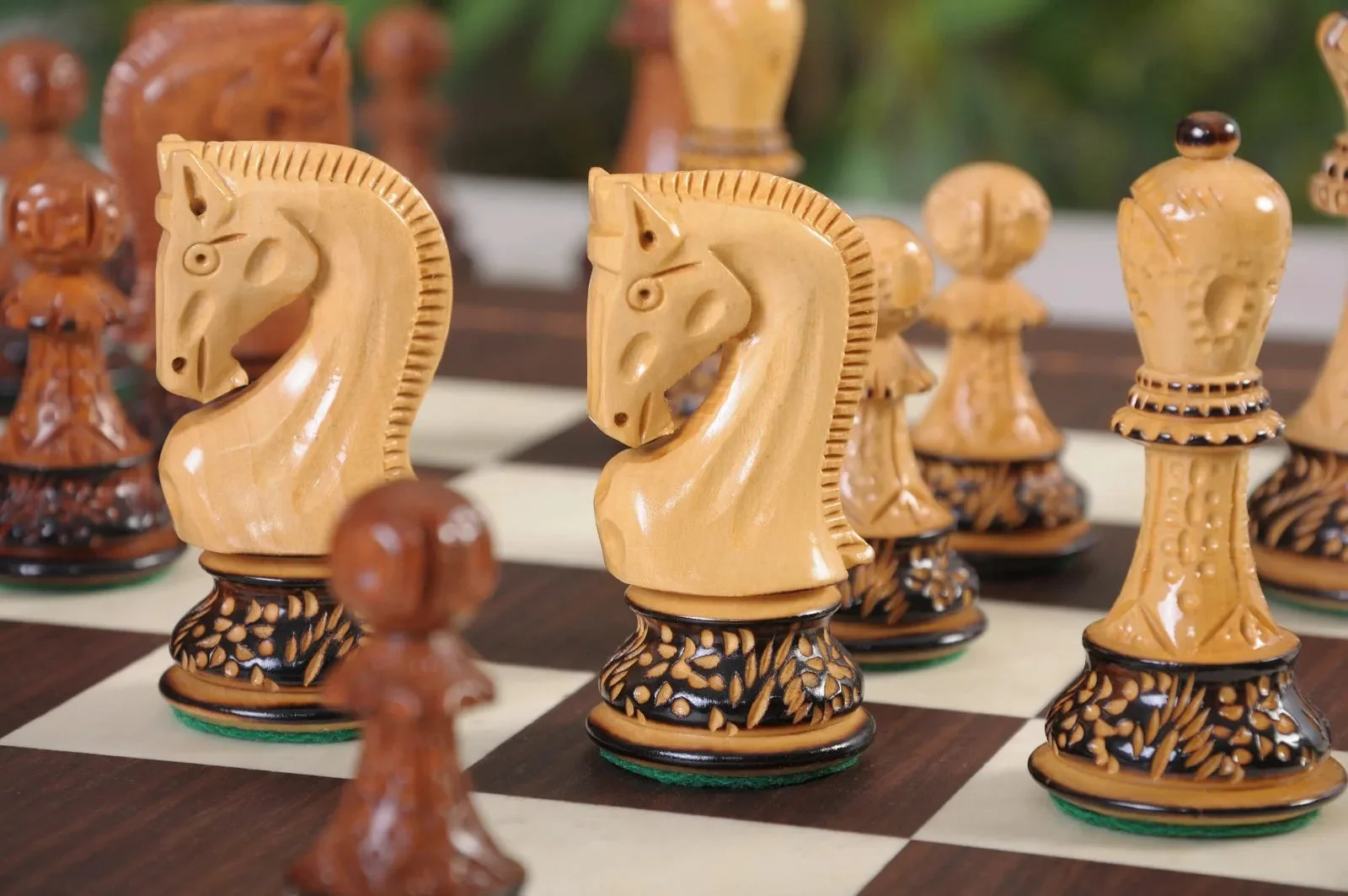 The Burnt Zagreb '59 Series Chess Pieces - 3.875" King - Image 14