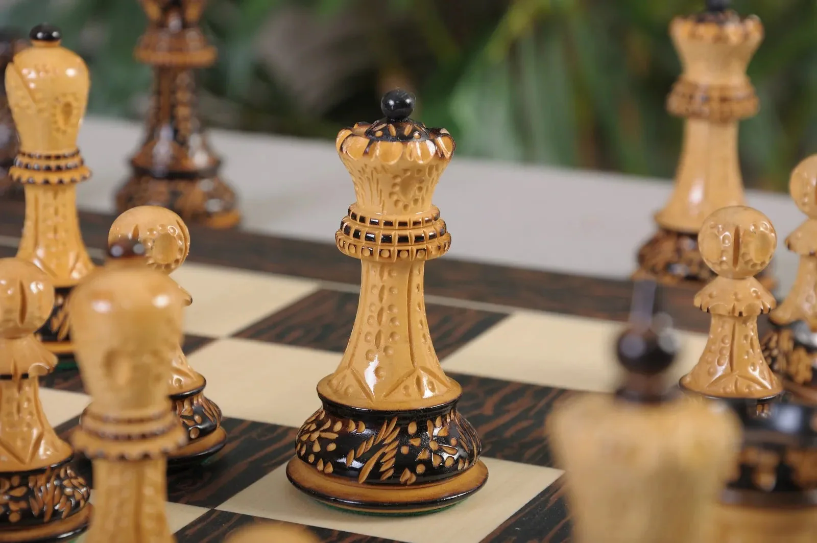 The Burnt Zagreb '59 Series Chess Pieces - 3.875" King - Image 2