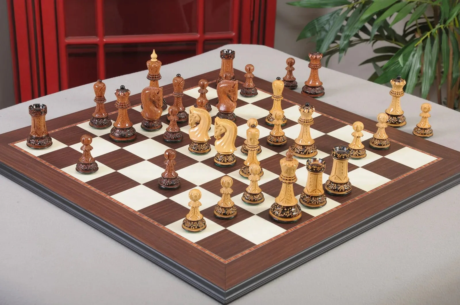 The Burnt Zagreb '59 Series Chess Pieces - 3.875" King - Image 9