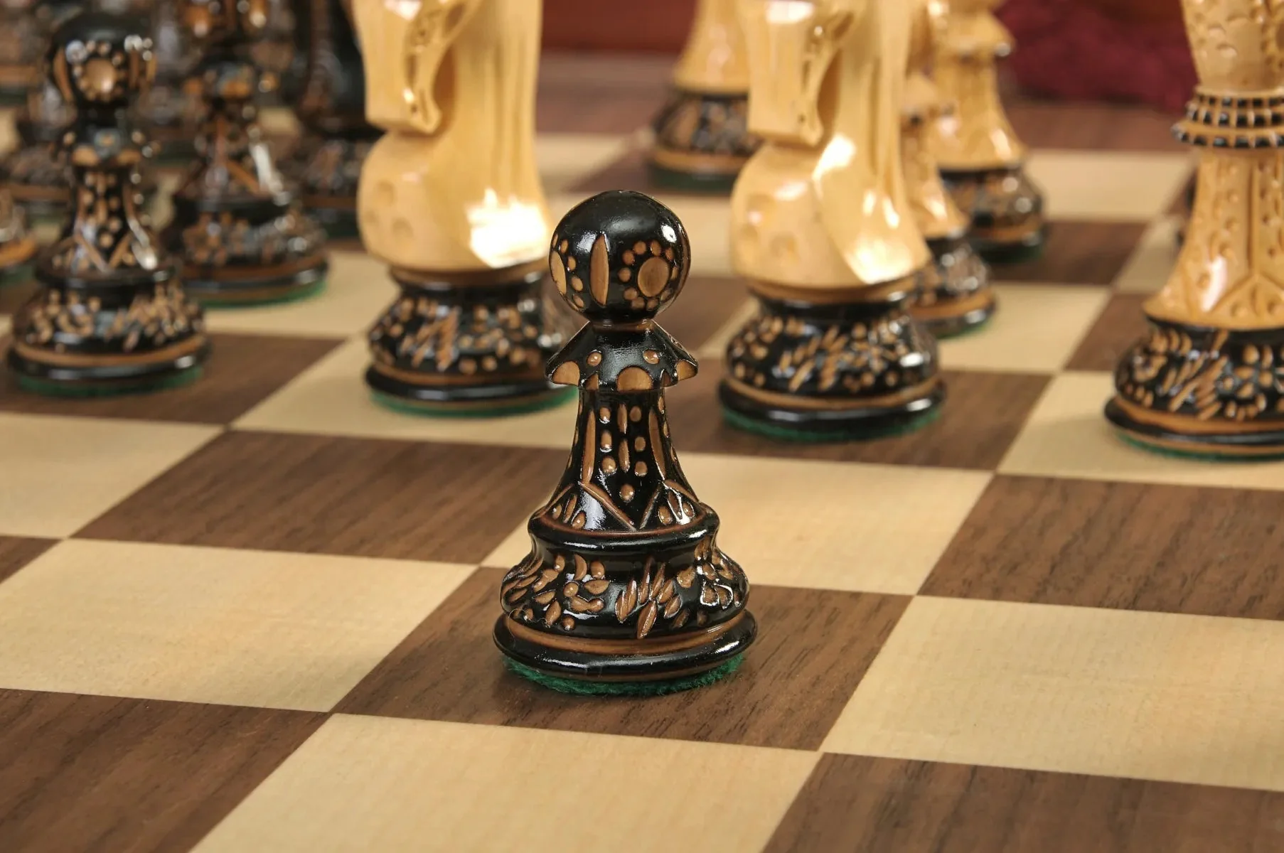 The Burnt Zagreb '59 Series Chess Set, Box, & Board Combination - Image 13