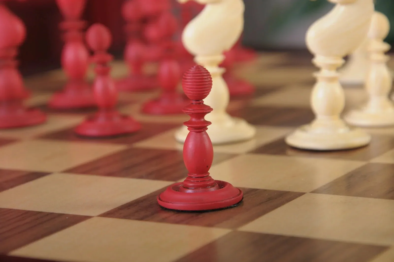 The Calvert Chess Set and Board Combination - Image 5