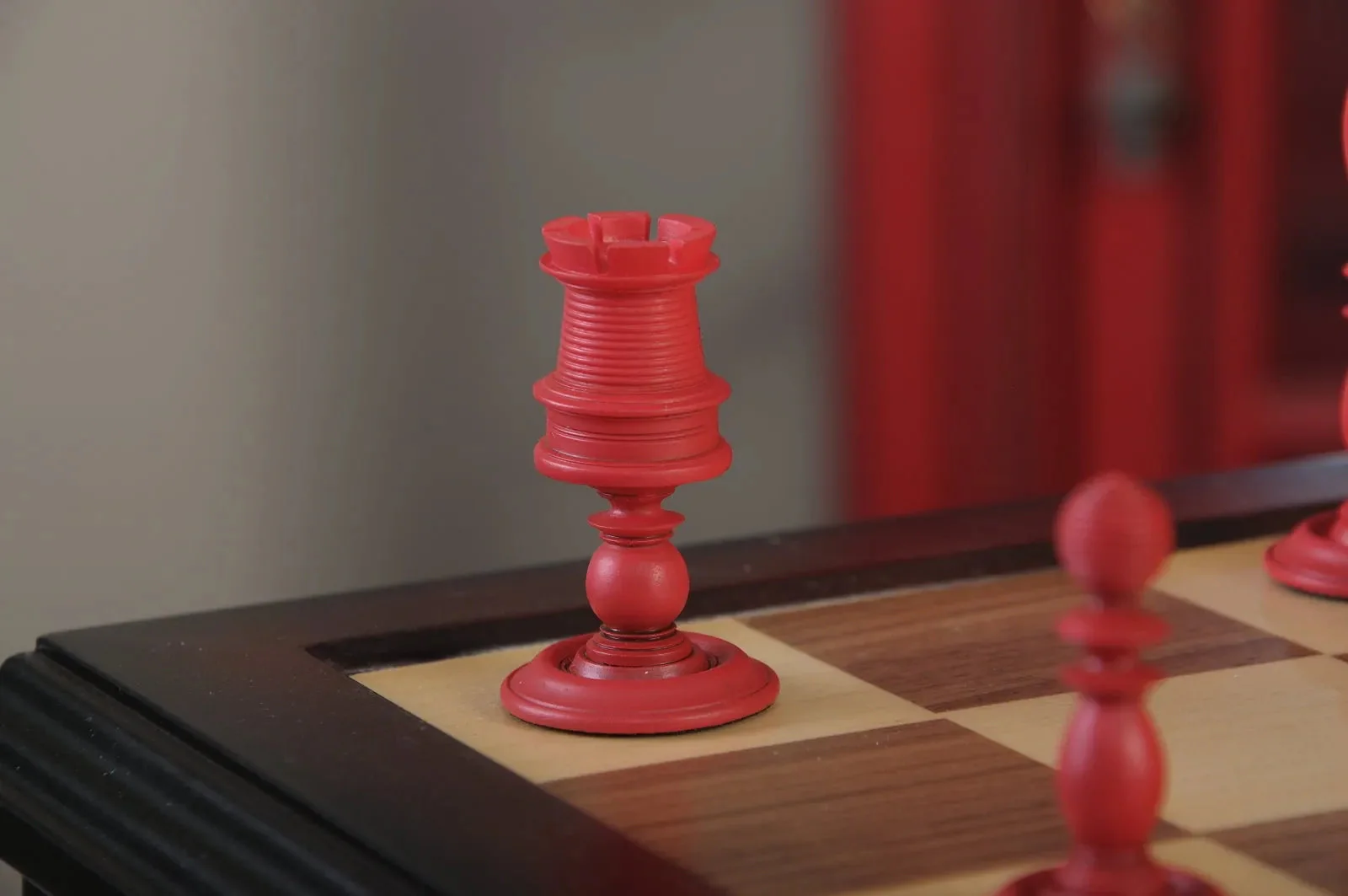The Calvert Chess Set and Board Combination - Image 9