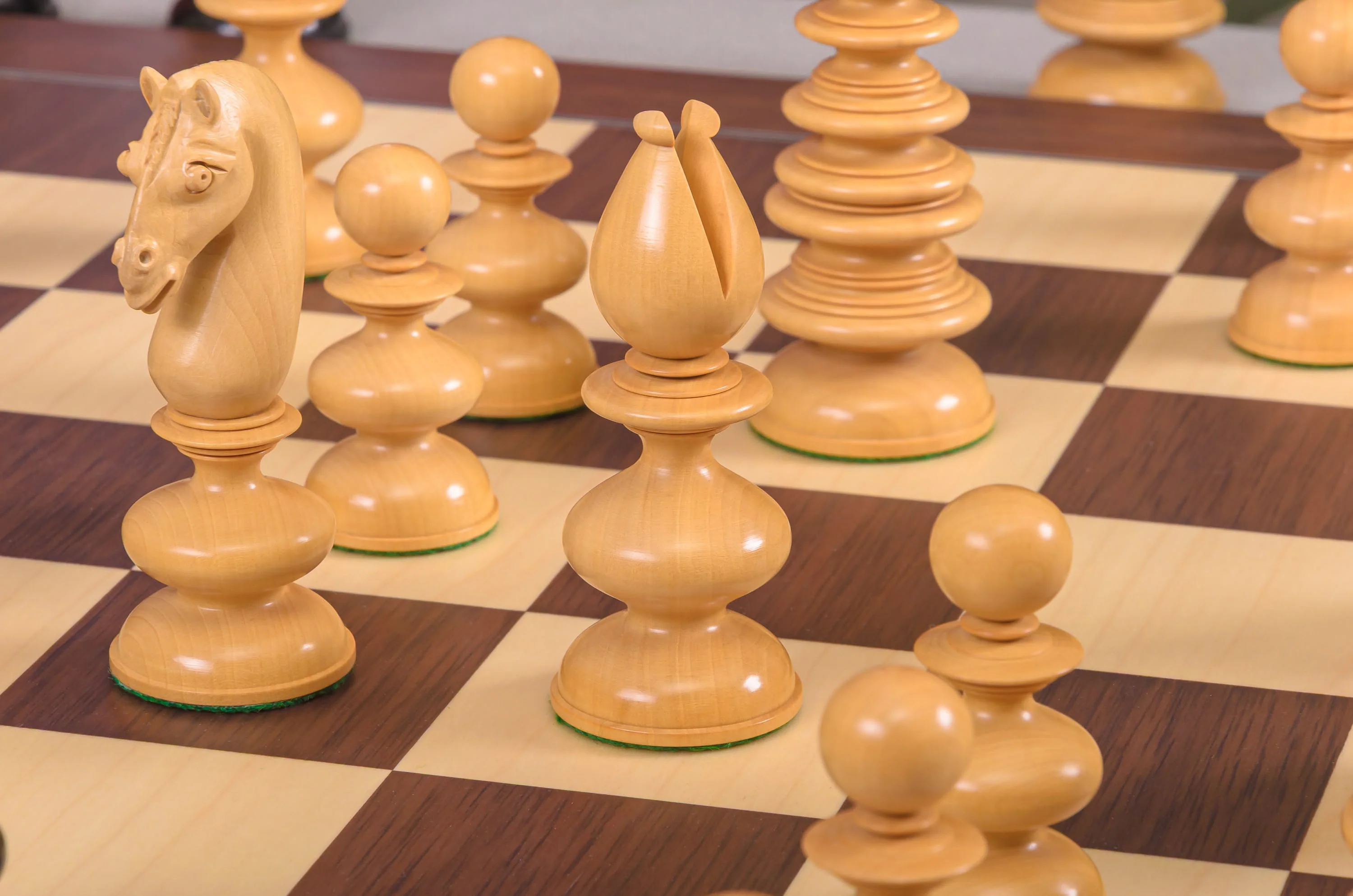 The Calvert Luxury Chess Pieces - 4.5" King - From the Camaratta Collection - Image 8