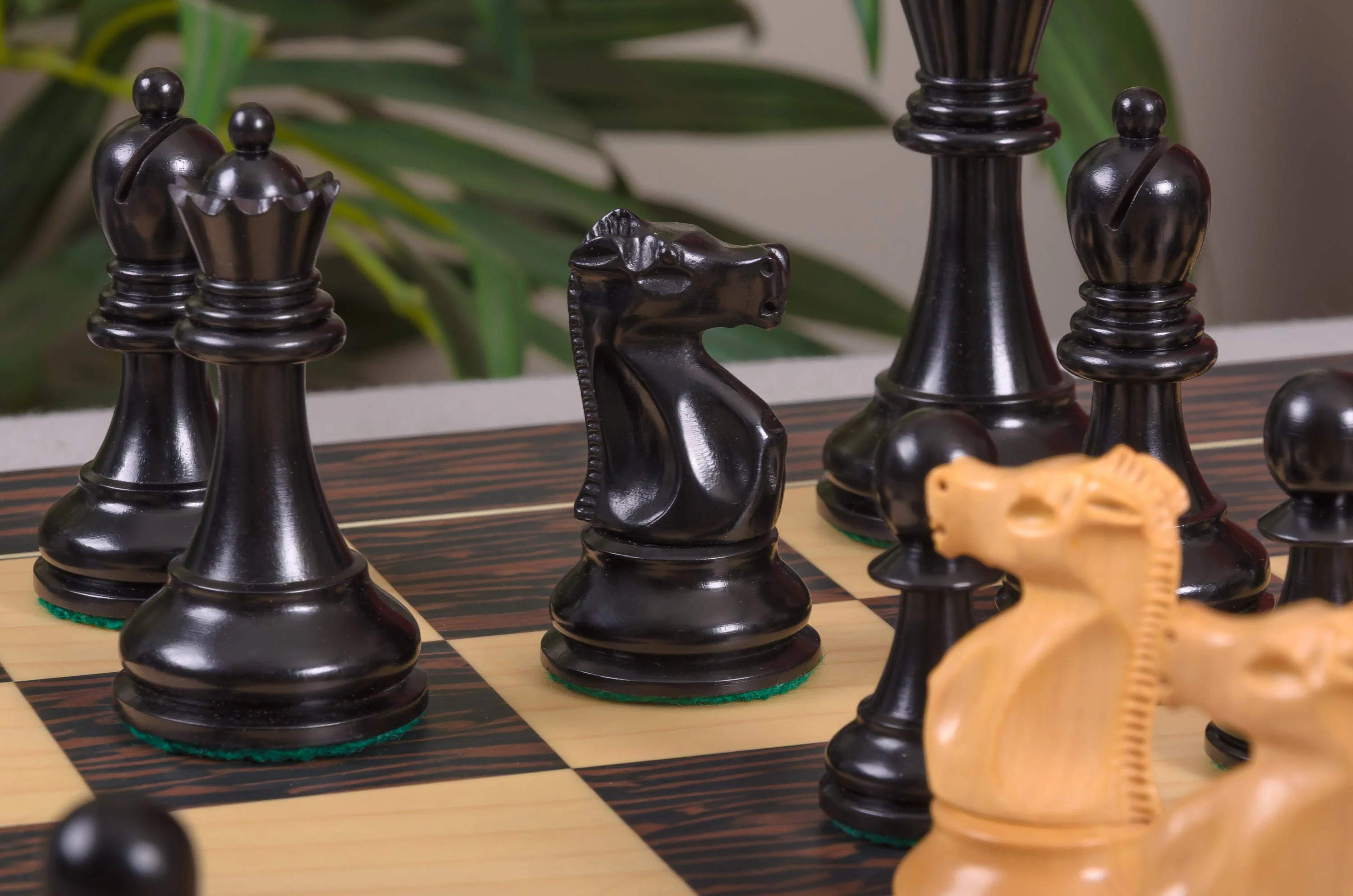The Improved Fischer Spassky Series Chess Pieces - 3.75" King - Image 8