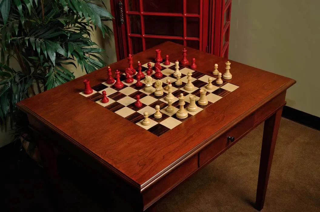 The Camaratta Signature Master Chess Table - Image 6