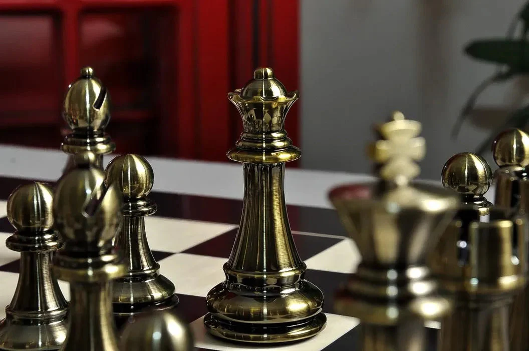 The Candidates Series Chess Pieces - 4.25" King - Metallic - Image 5