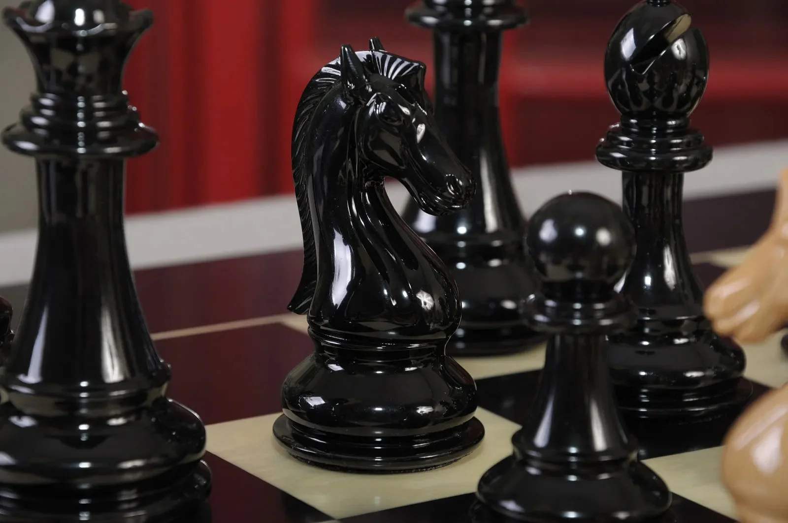 The Candidates Series Chess Pieces - 4.25" King - Woodtek - Image 10