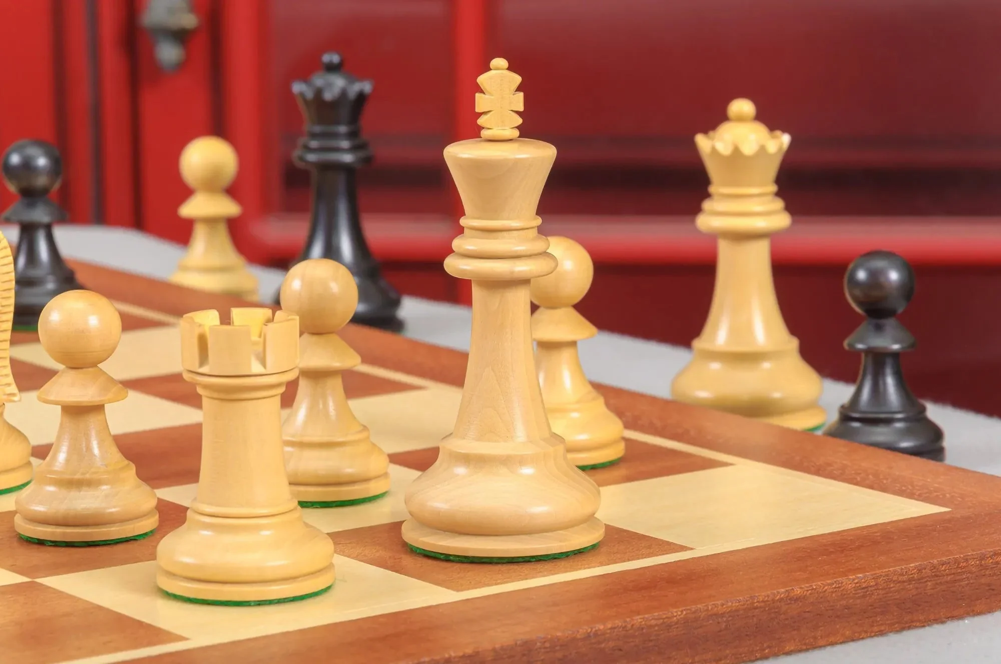 The Capablanca Chess Edition - Reykjavik II Series Chess Pieces - 3.75" King - Image 3