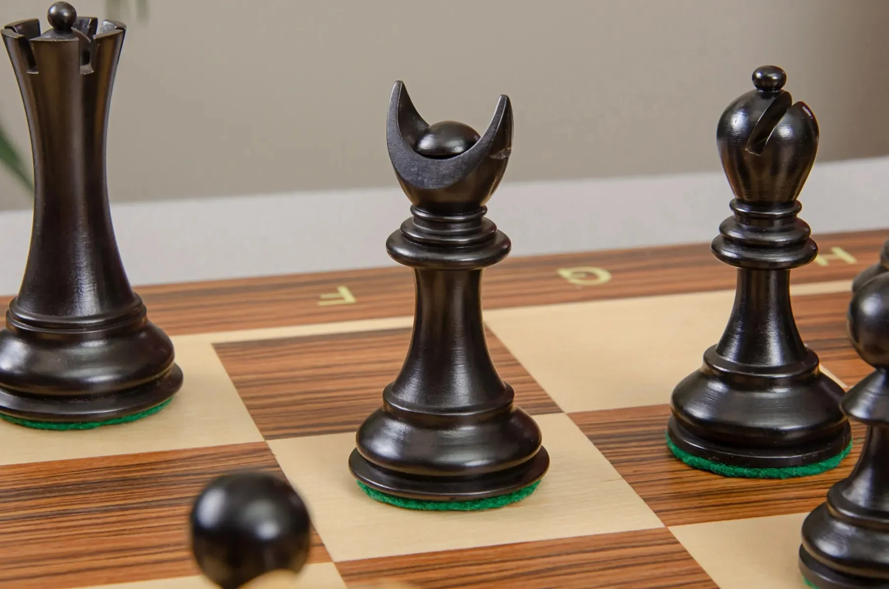 The Capablanca Chess Edition - Reykjavik II Series Chess Pieces - 3.75" King - Image 14