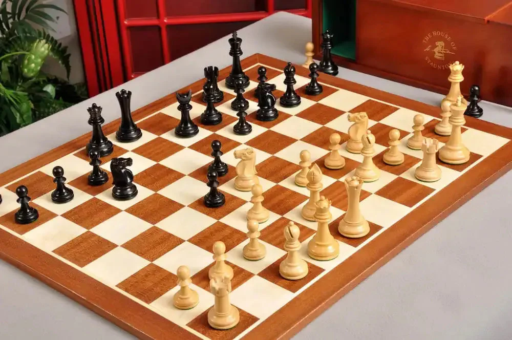 The Capablanca Chess Edition - Reykjavik II Series Chess Set and Board Combination - Image 7