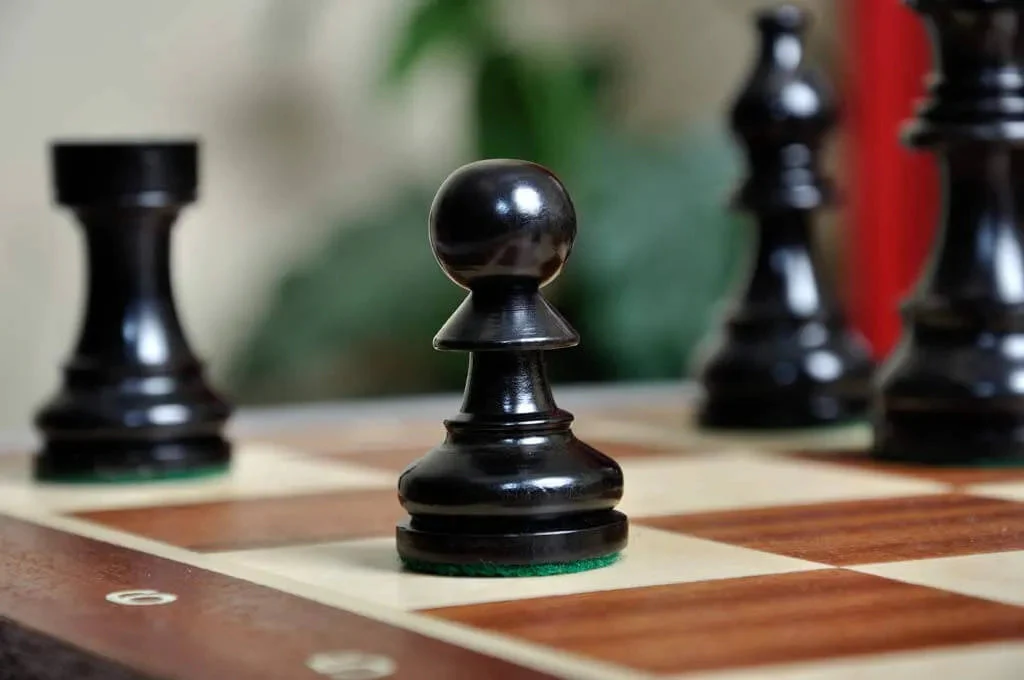 The Championship Series Chess Set, Box, & Board Combination - Image 4