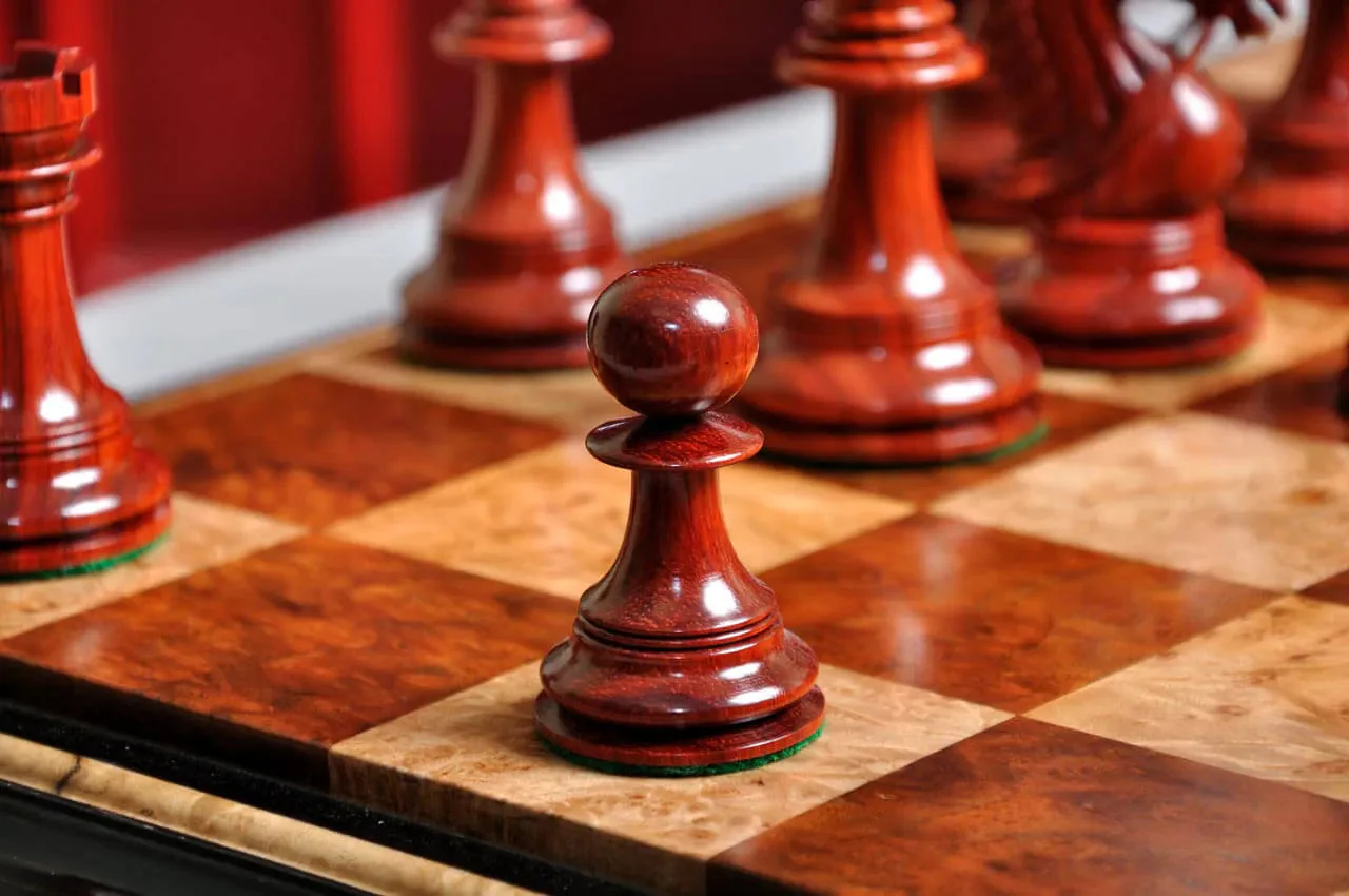 The Chesterfield Series Luxury Chess Pieces - 4.4" King - Image 16