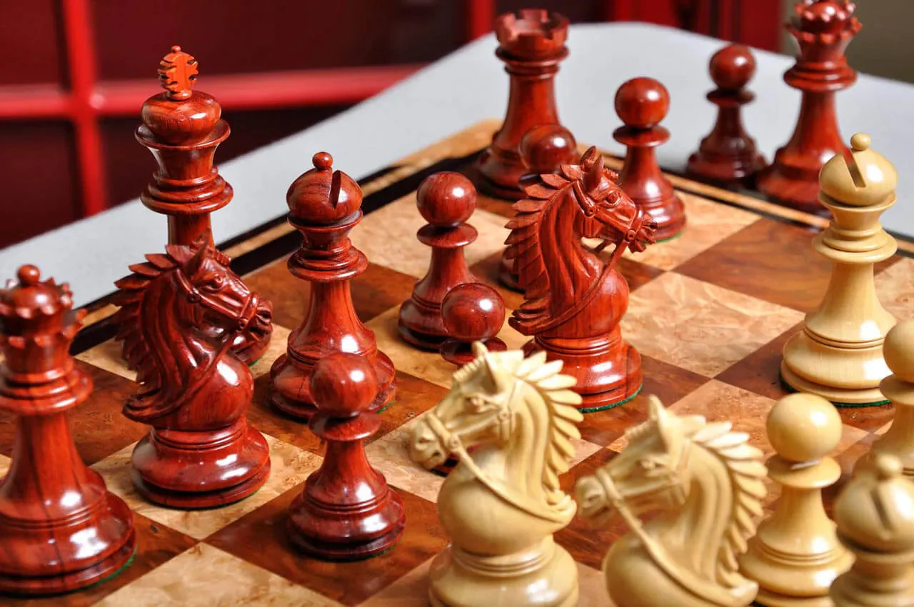 The Chesterfield Series Luxury Chess Pieces - 4.4" King - Image 23