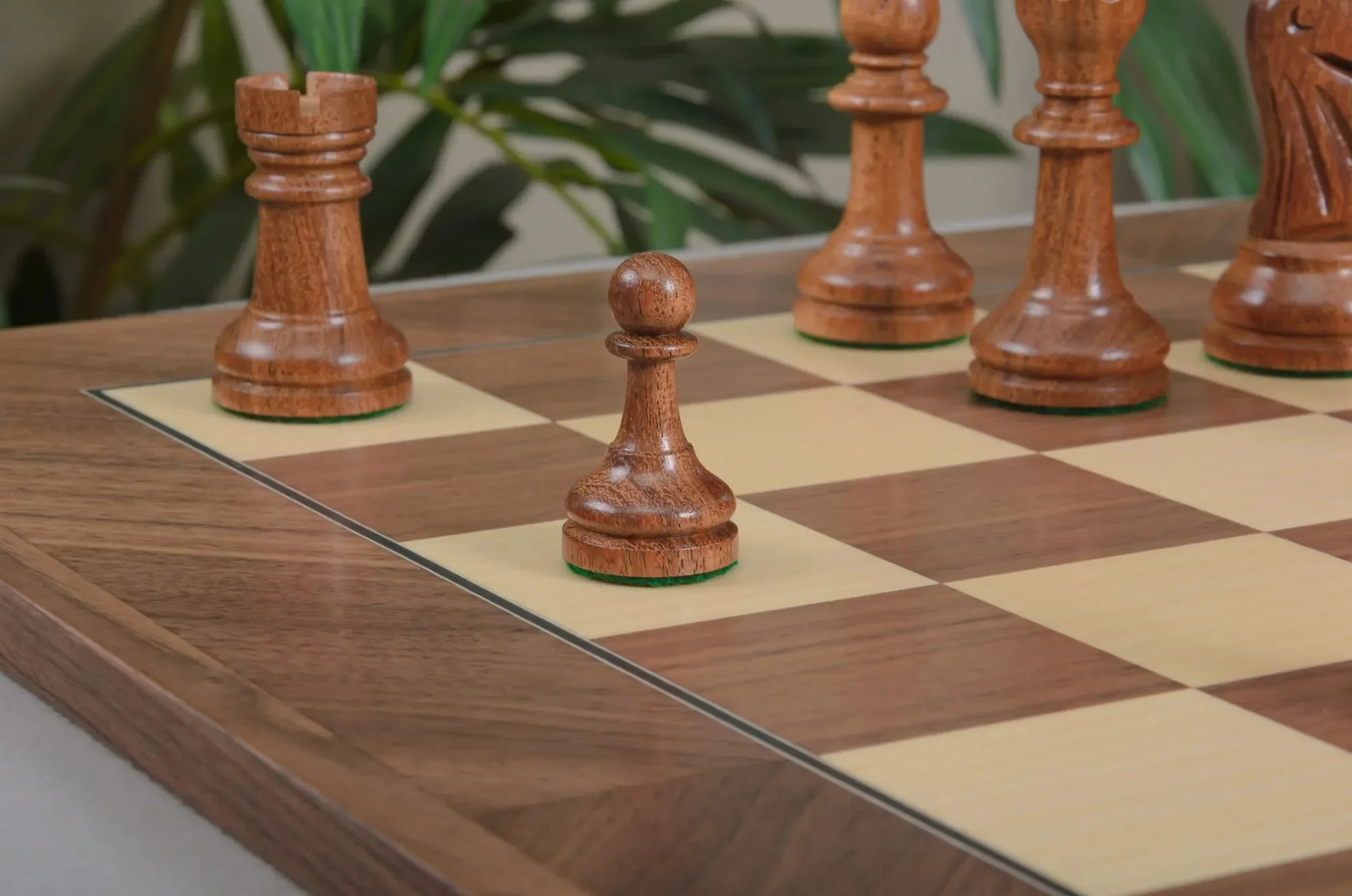 The Circa 1920 Drueke No. 4 Chess Pieces - 4.0" King - Image 20