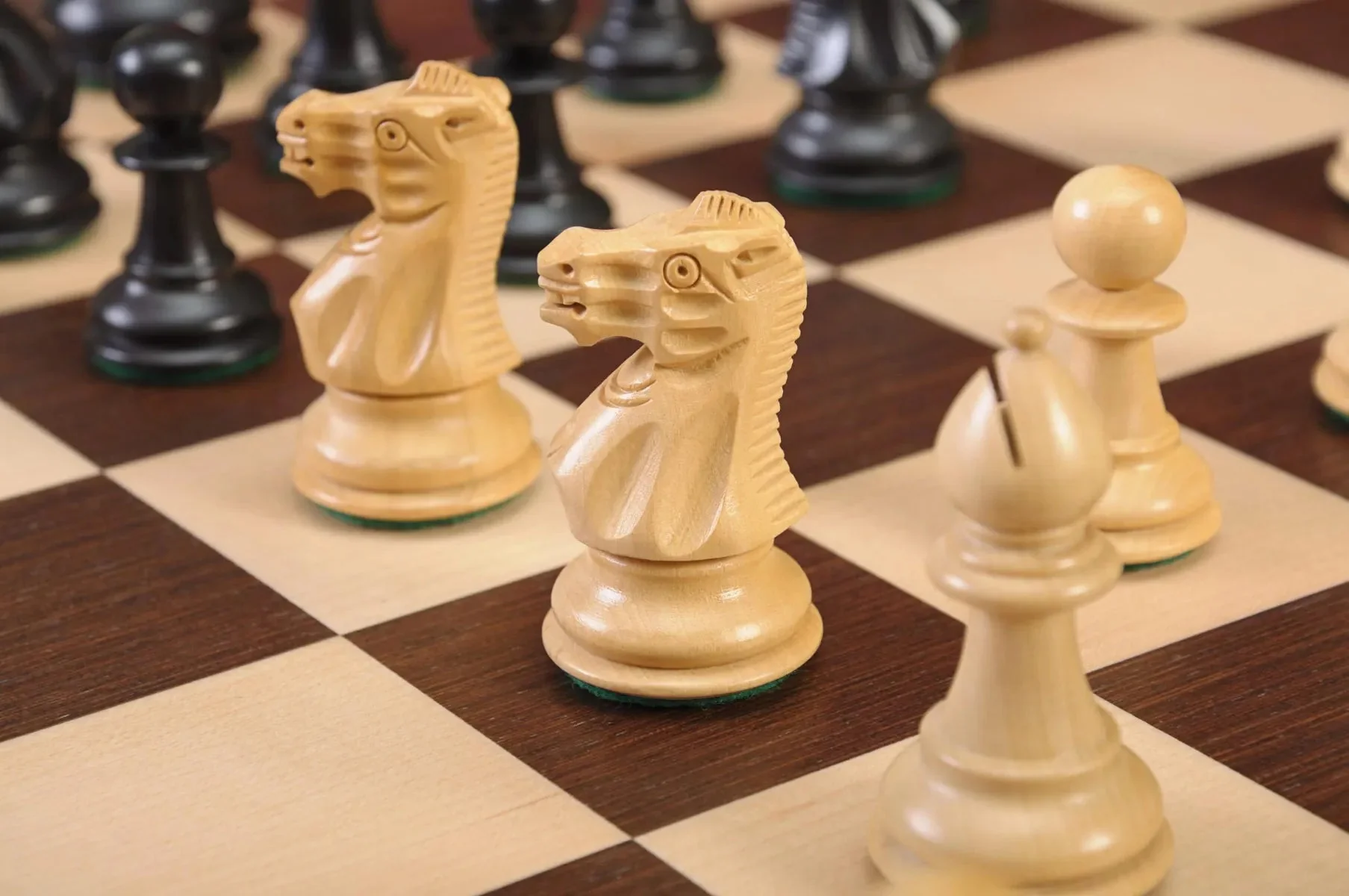 The Classic Series Chess Pieces - 3.0" King - Image 6
