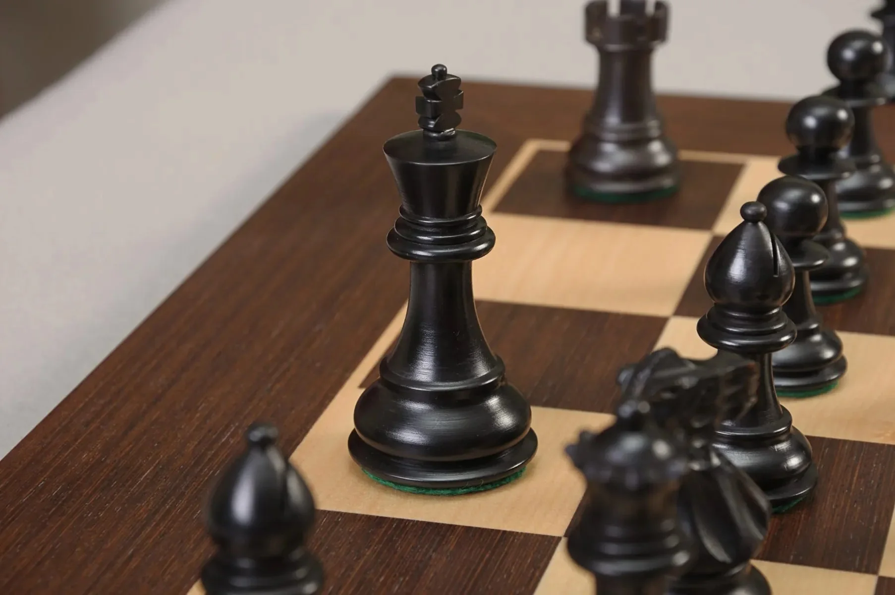The Classic Series Chess Pieces - 3.0" King - Image 9
