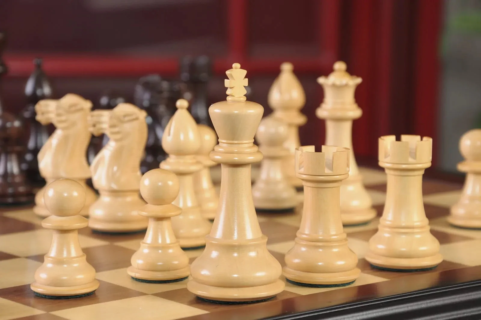 The Classic Series Chess Pieces - 3.5" King - Image 20