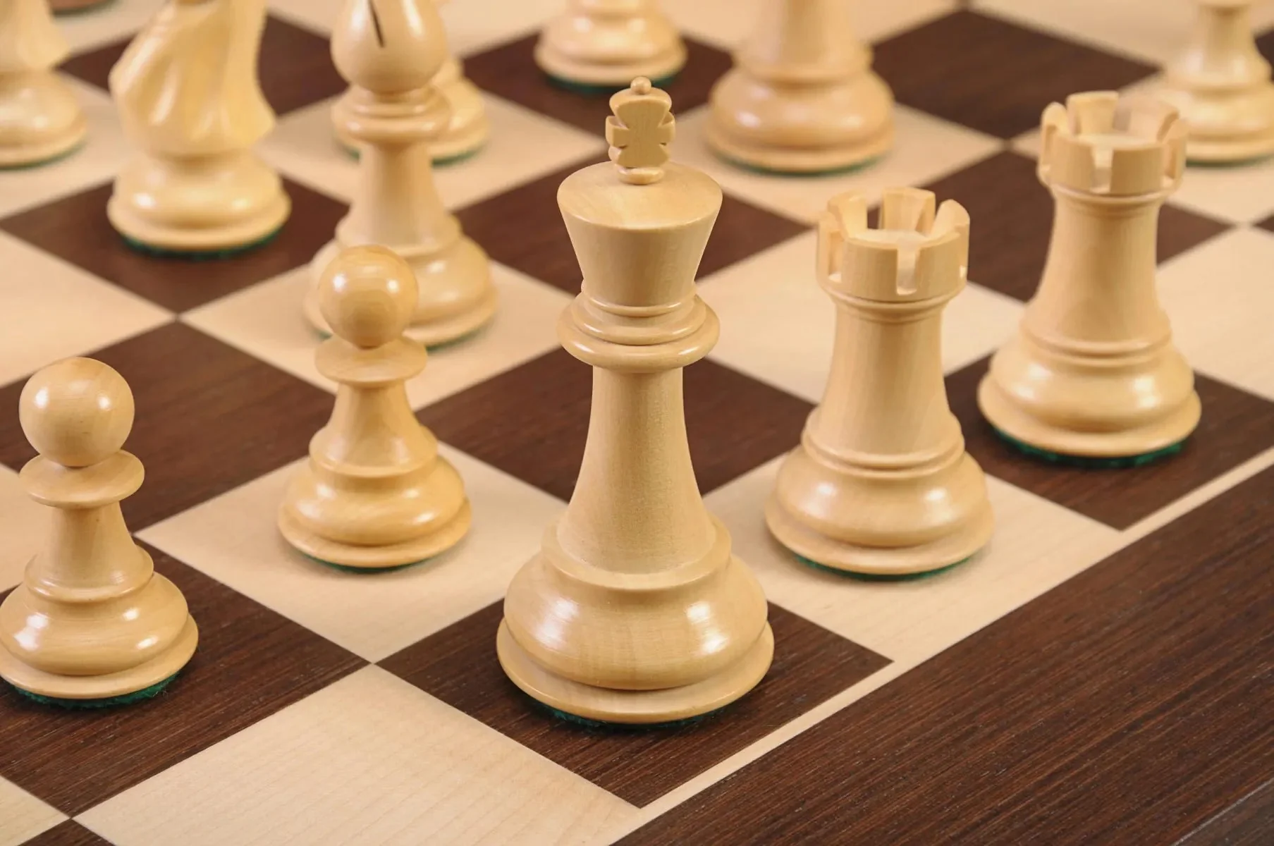 The Classic Series Chess Pieces - 3.75" King - Image 16