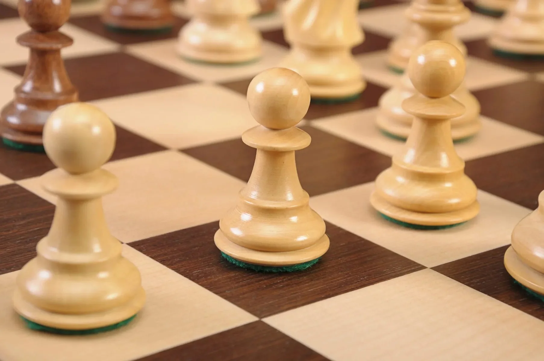 The Classic Series Chess Pieces - 3.75" King - Image 21