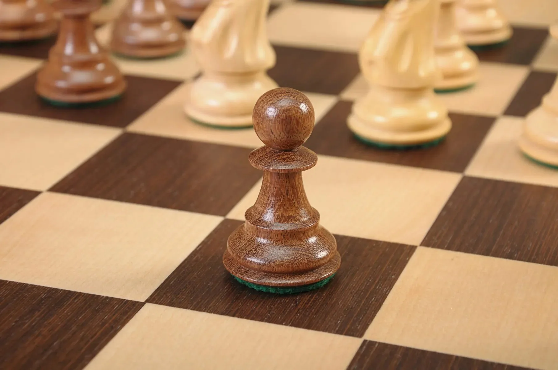 The Classic Series Chess Pieces - 3.75" King - Image 27