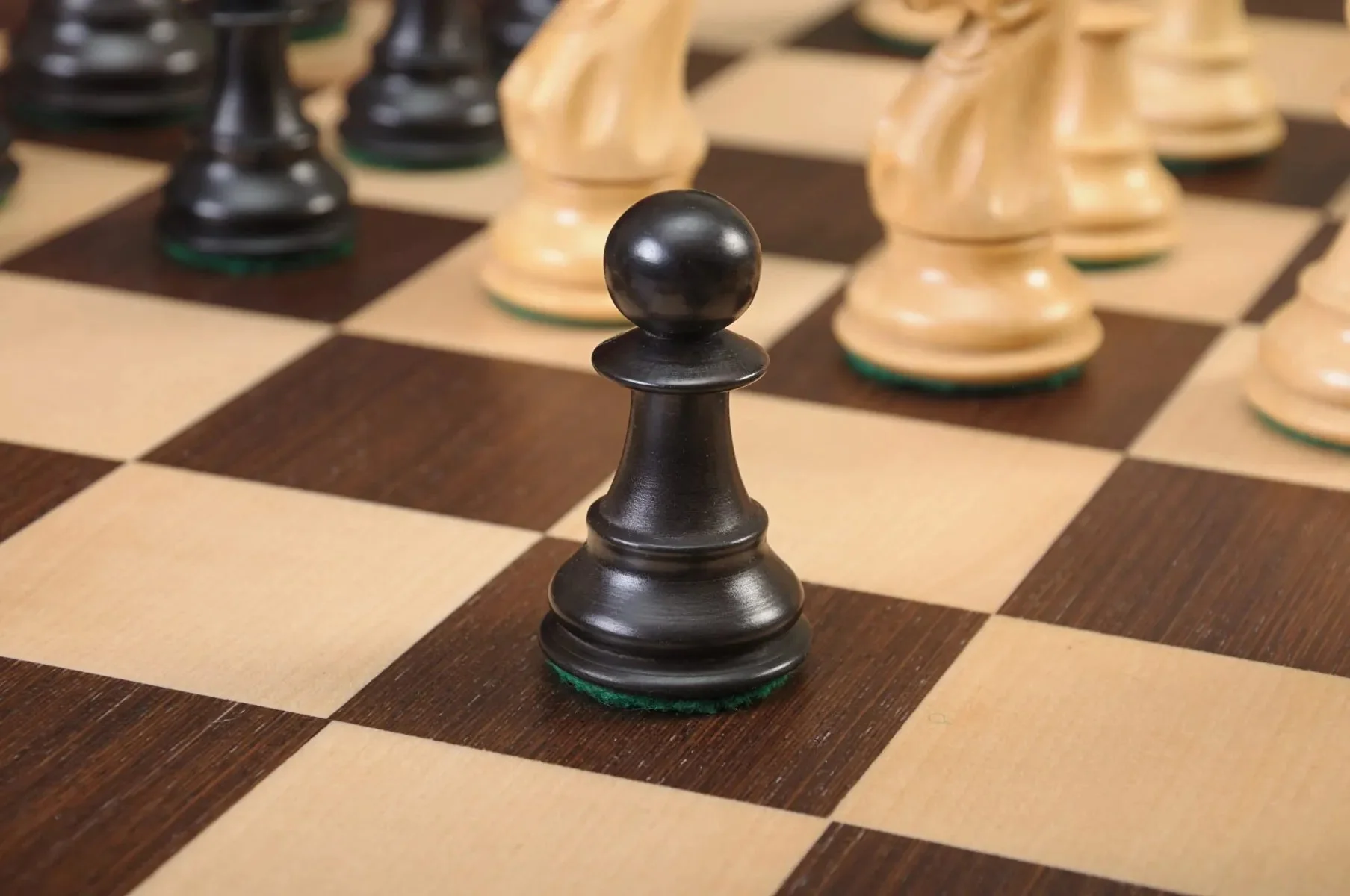The Classic Series Chess Pieces - 4.0" King - Image 10