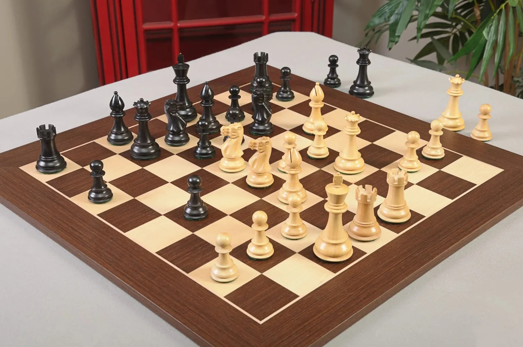 The Classic Series Chess Pieces - 4.0" King - Image 11
