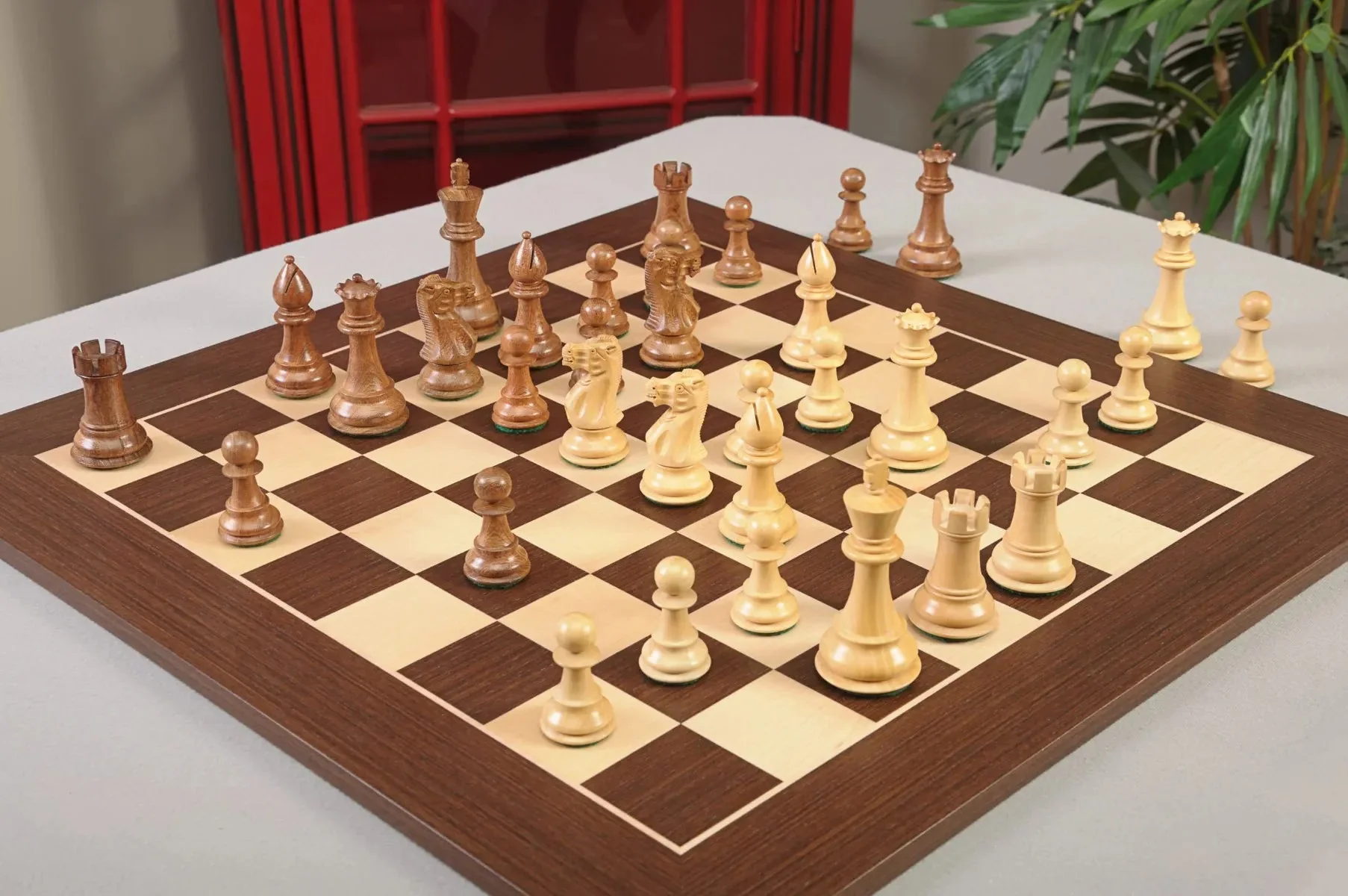 The Classic Series Chess Pieces - 4.0" King - Image 15