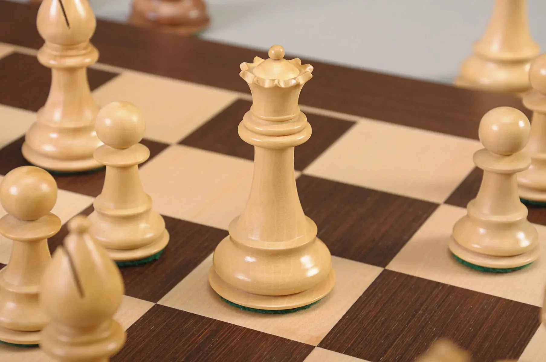 The Classic Series Chess Pieces - 4.0" King - Image 17