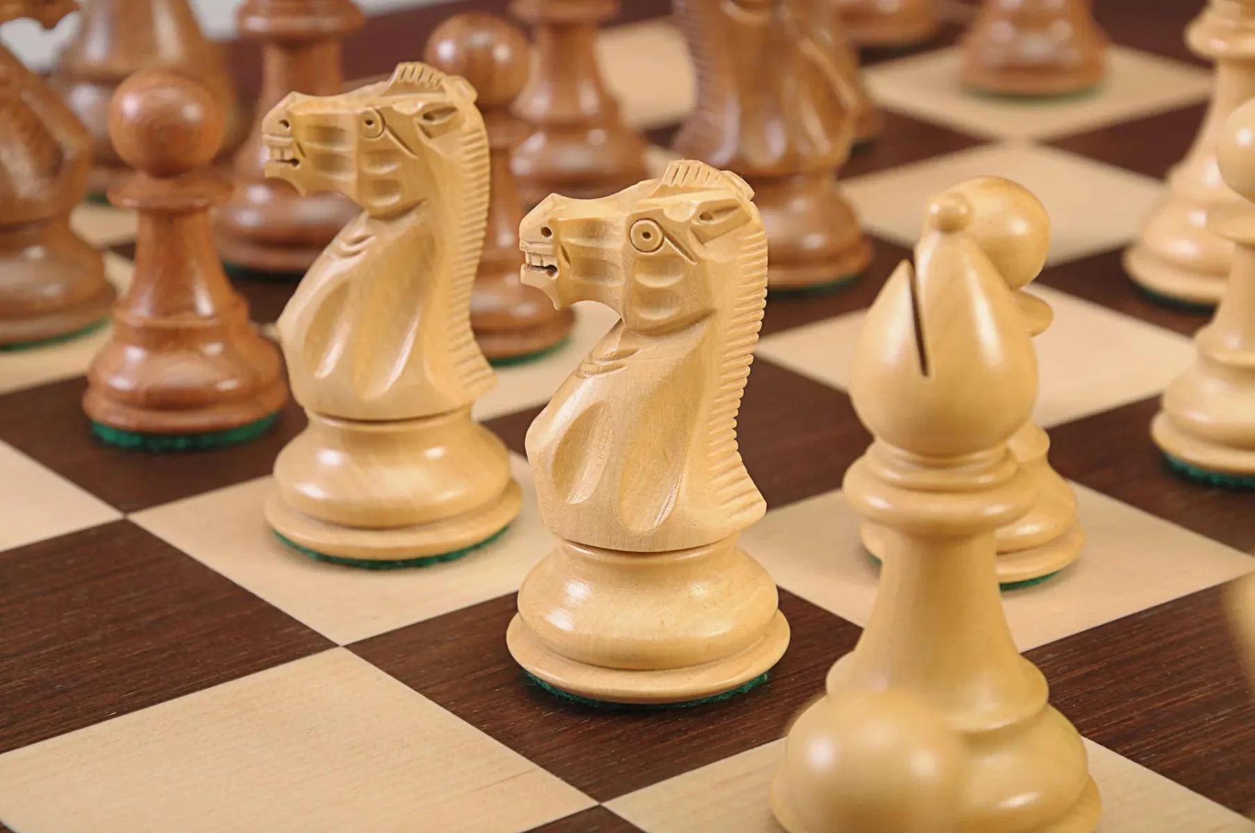 The Classic Series Chess Pieces - 4.0" King - Image 19