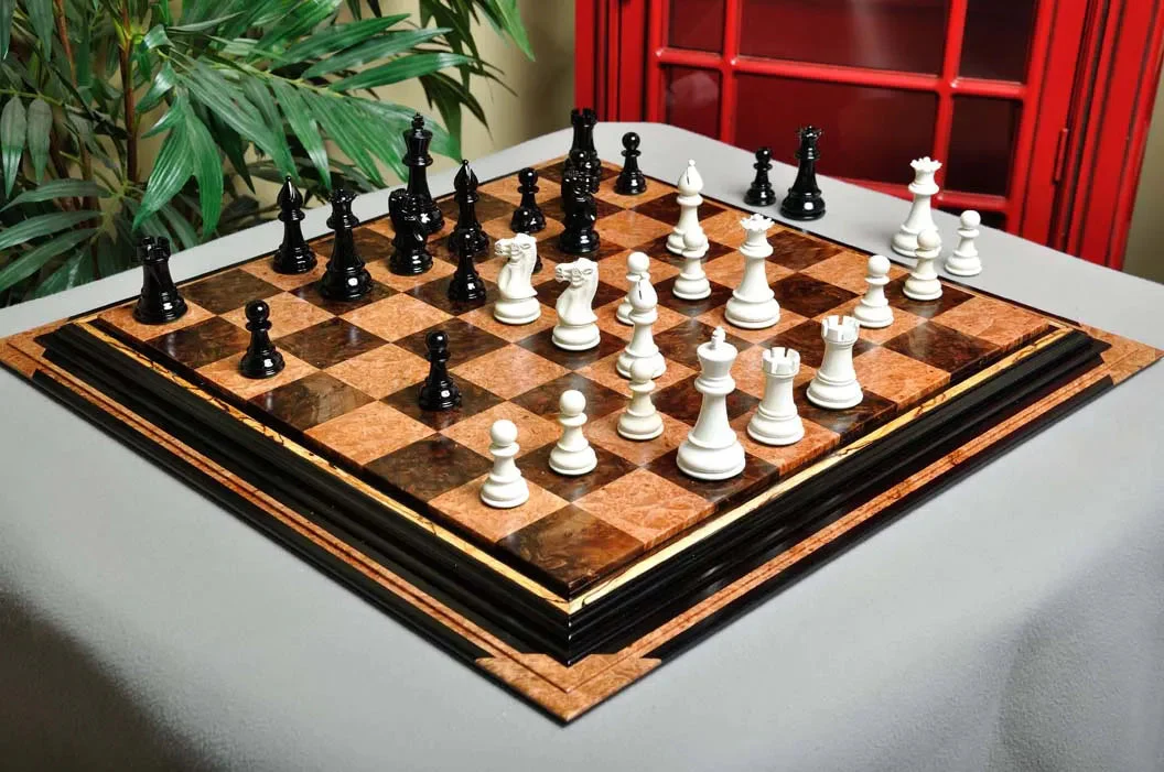 Black and White Lacquered - Image 2