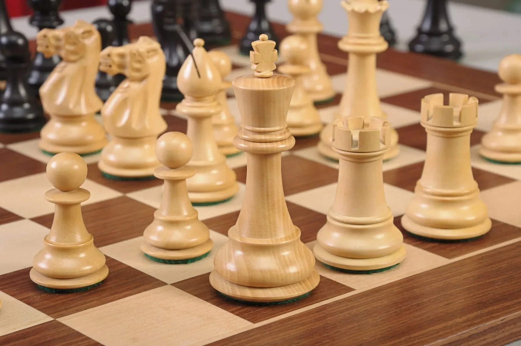 The Classic Series Chess Pieces - 4.4" King - Image 16