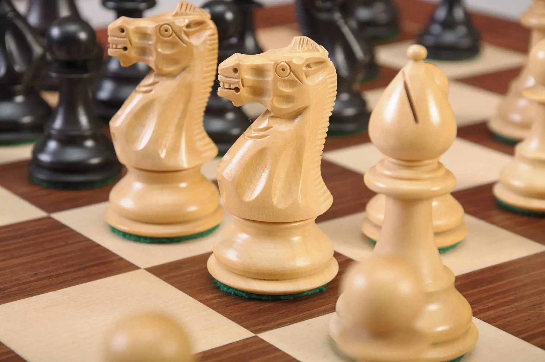 The Classic Series Chess Pieces - 4.4" King - Image 19