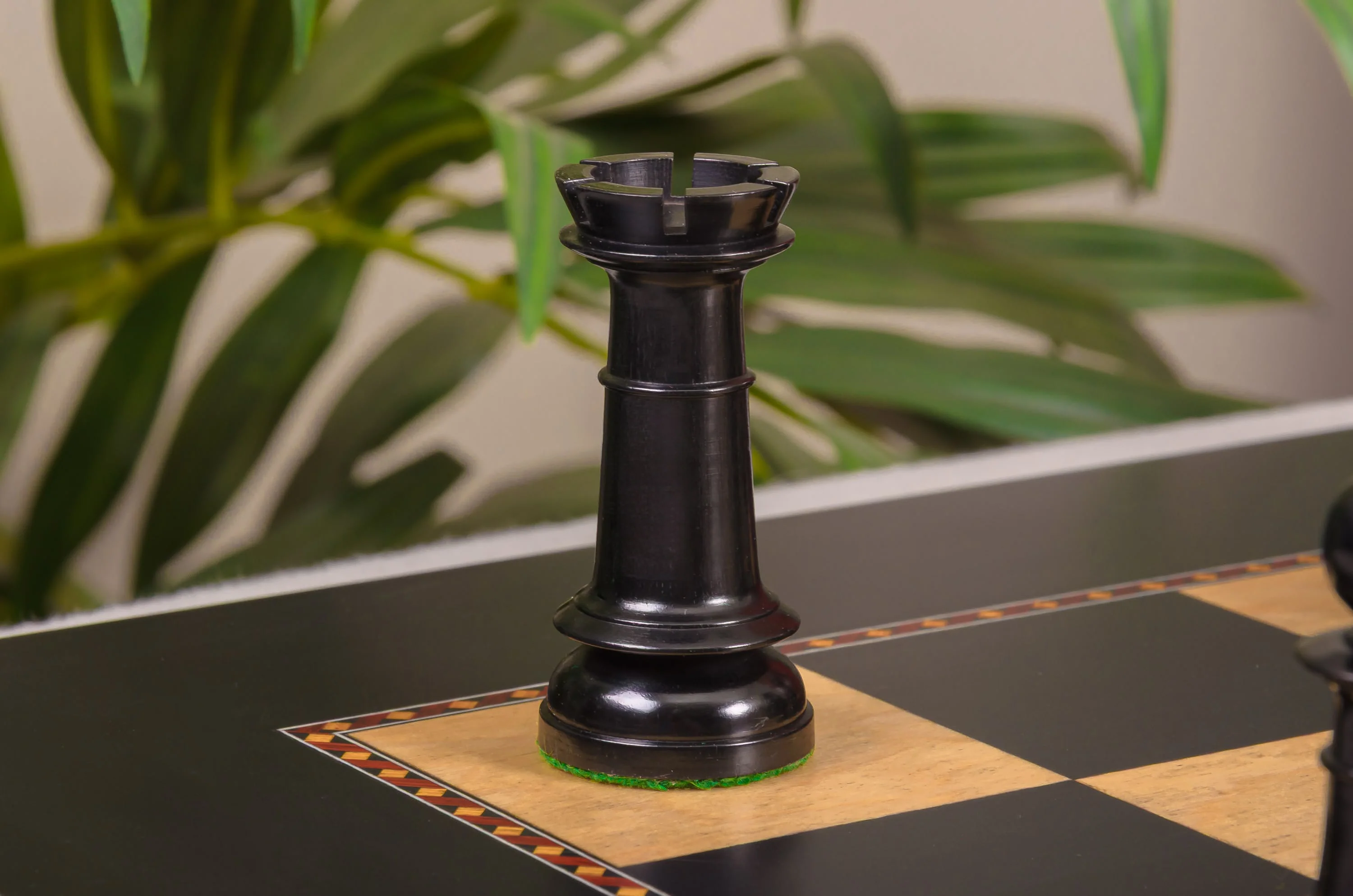 The (Classical) Northern Upright Luxury Chess Pieces - 4.5" King - From the Camaratta Collection - Image 10