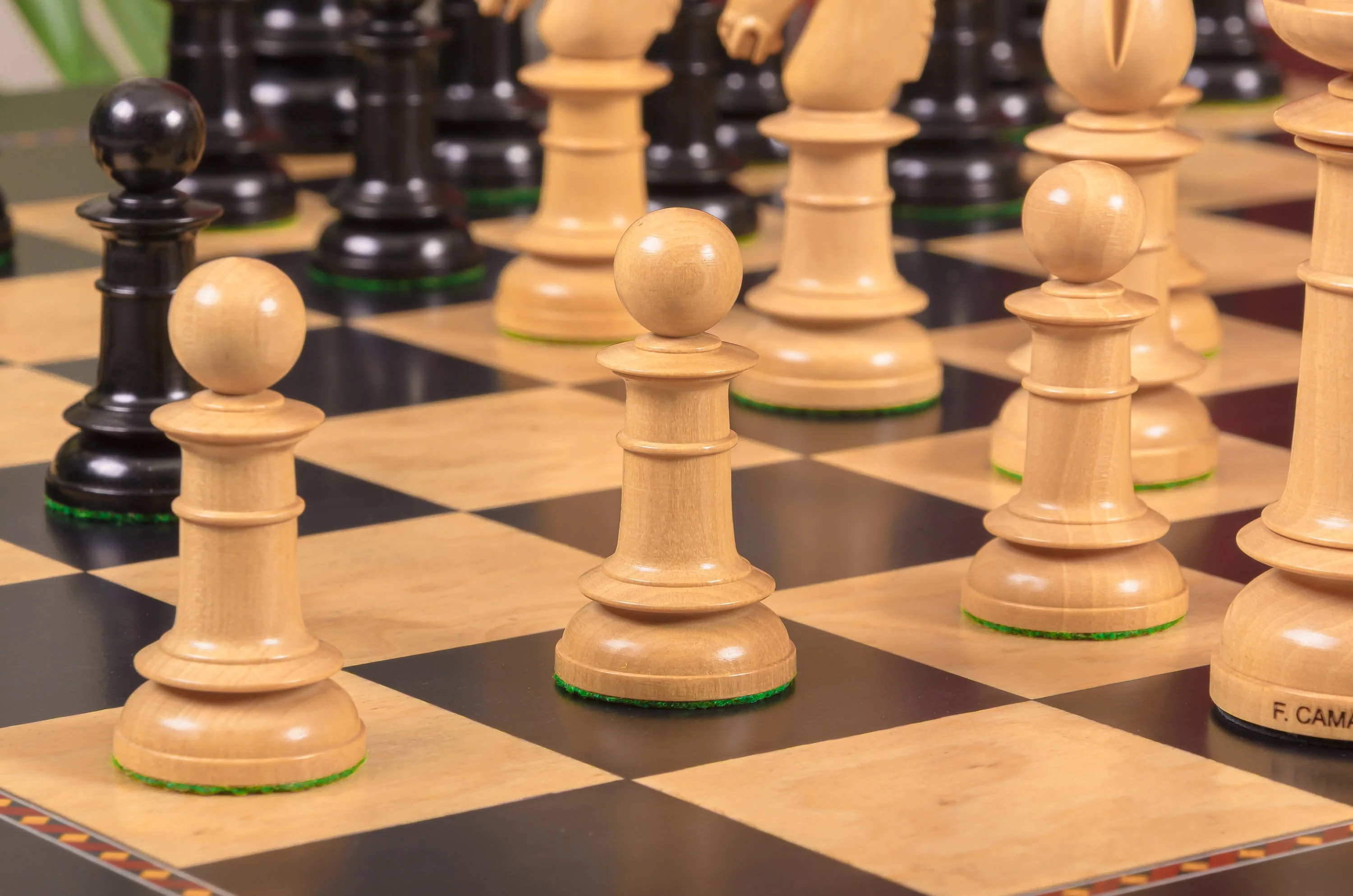 The (Classical) Northern Upright Luxury Chess Pieces - 4.5" King - From the Camaratta Collection - Image 16