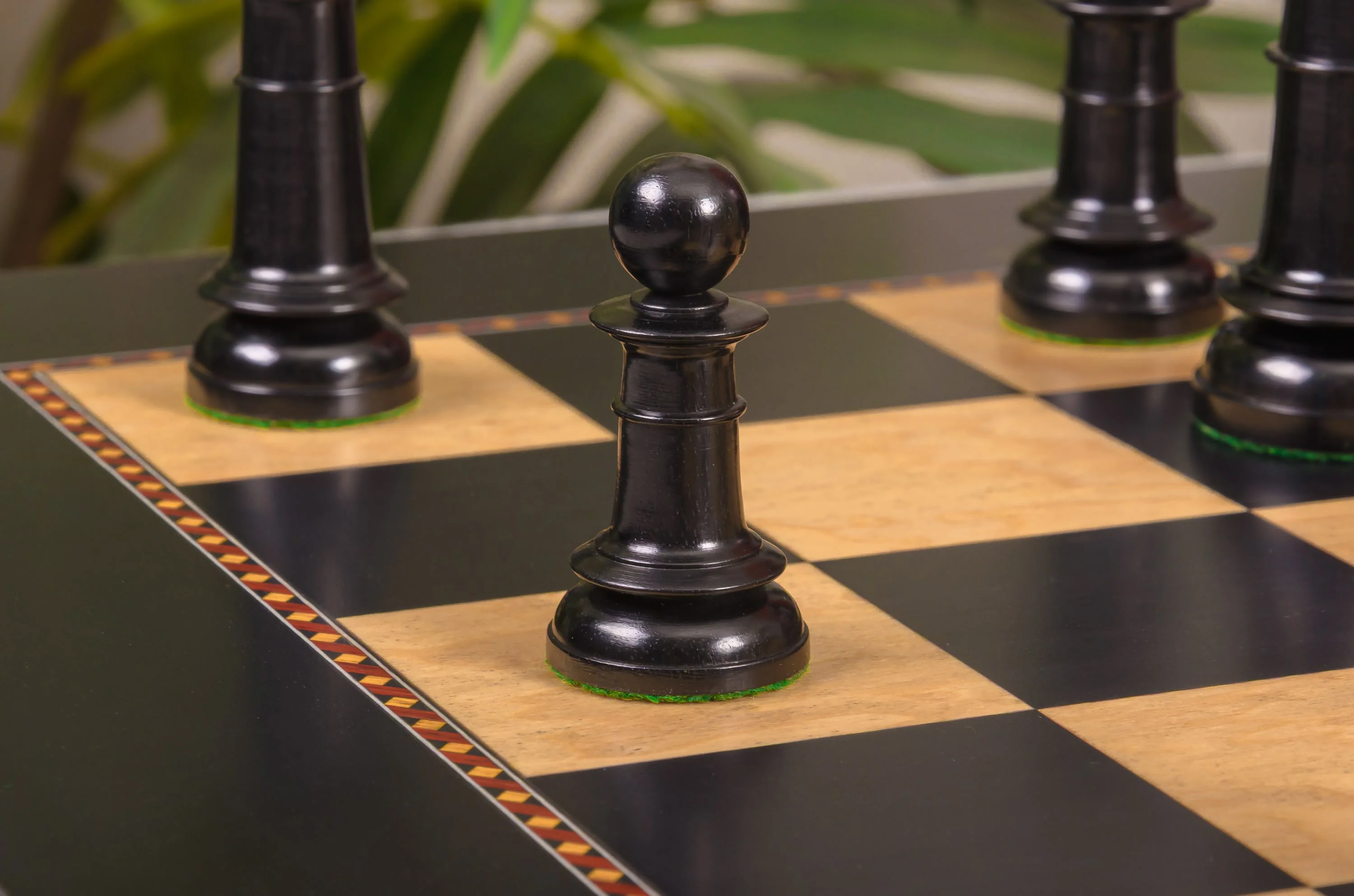 The (Classical) Northern Upright Luxury Chess Pieces - 4.5" King - From the Camaratta Collection - Image 17