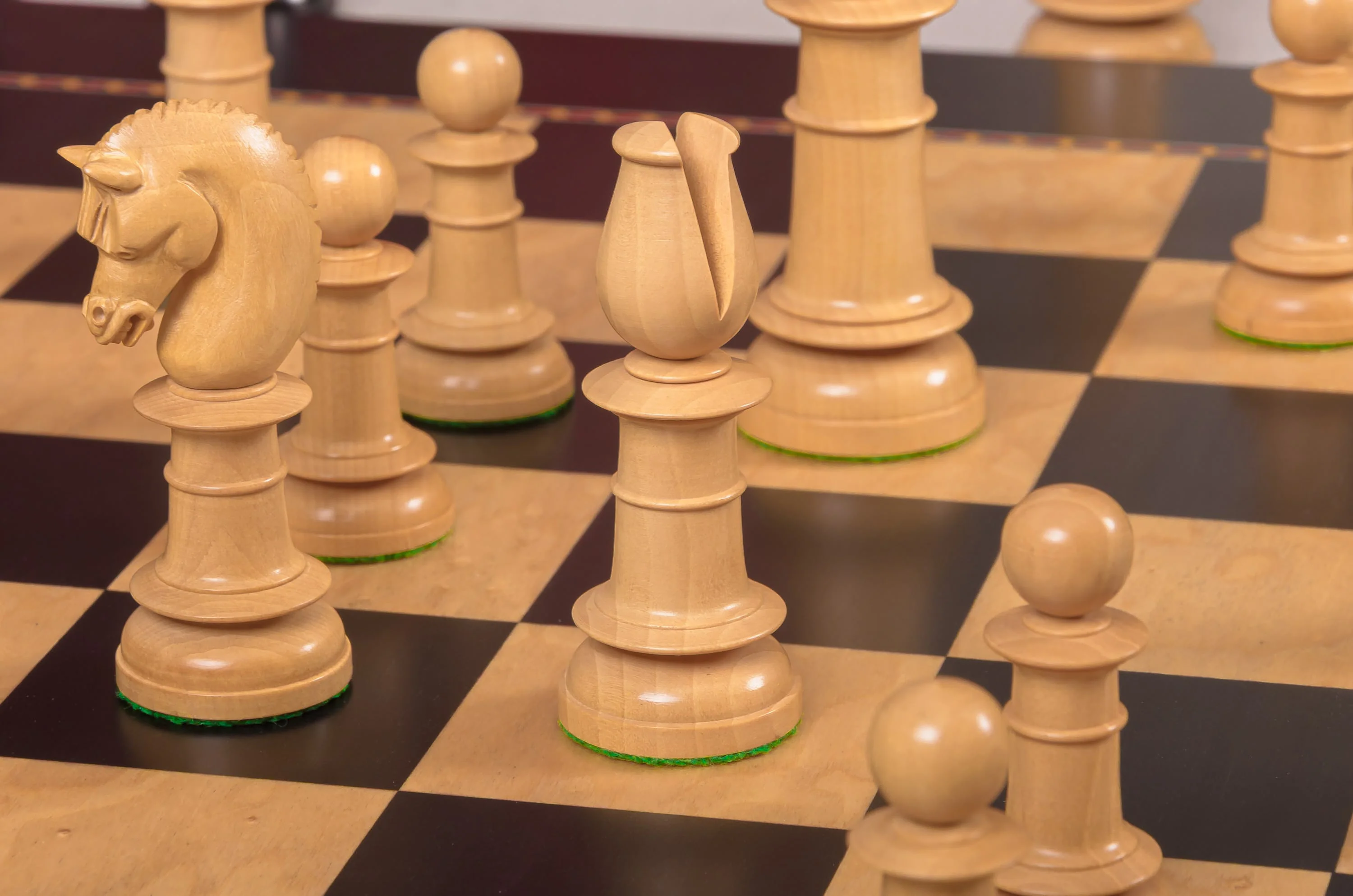 The (Classical) Northern Upright Luxury Chess Pieces - 4.5" King - From the Camaratta Collection - Image 9