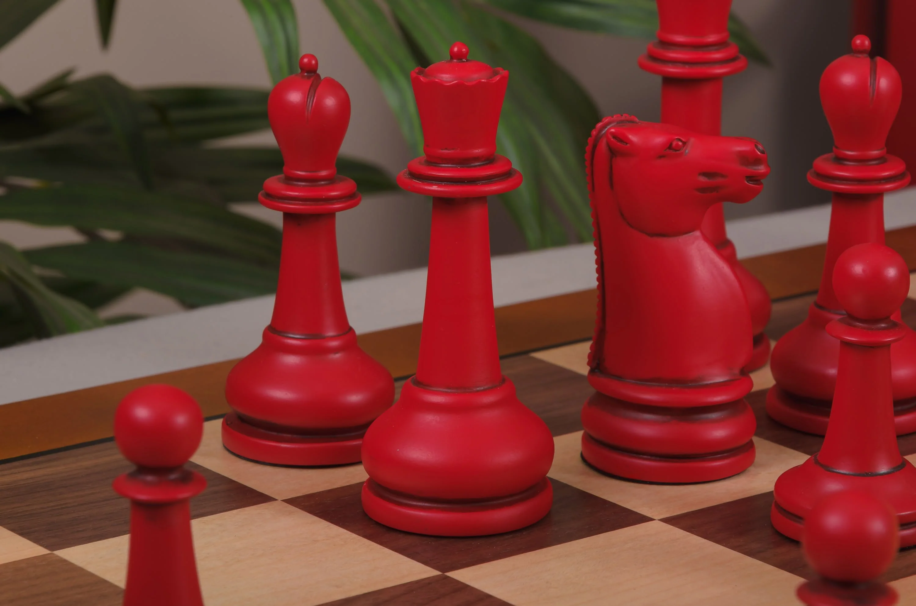 The Large Classical Staunton Series Chess Set, Box, & Board Combination - Image 3