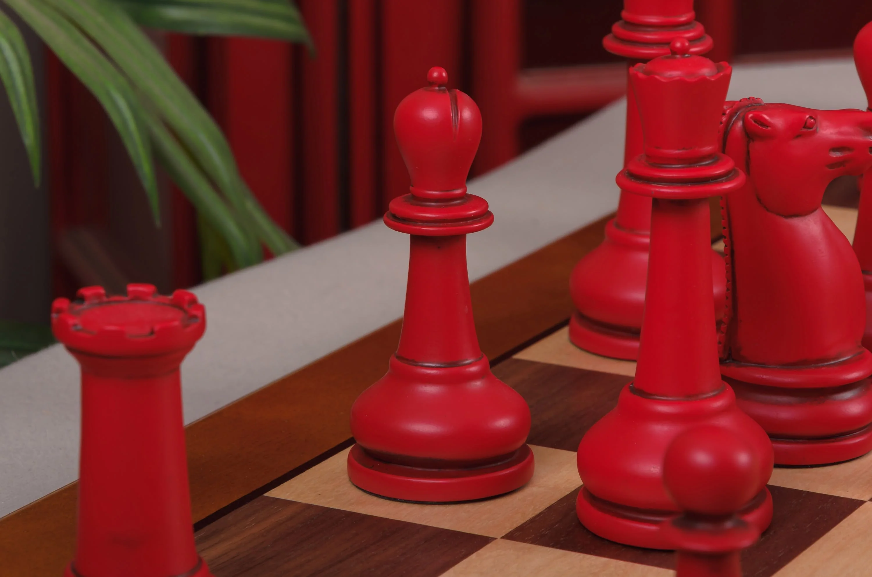 The Large Classical Staunton Series Chess Set, Box, & Board Combination - Image 7