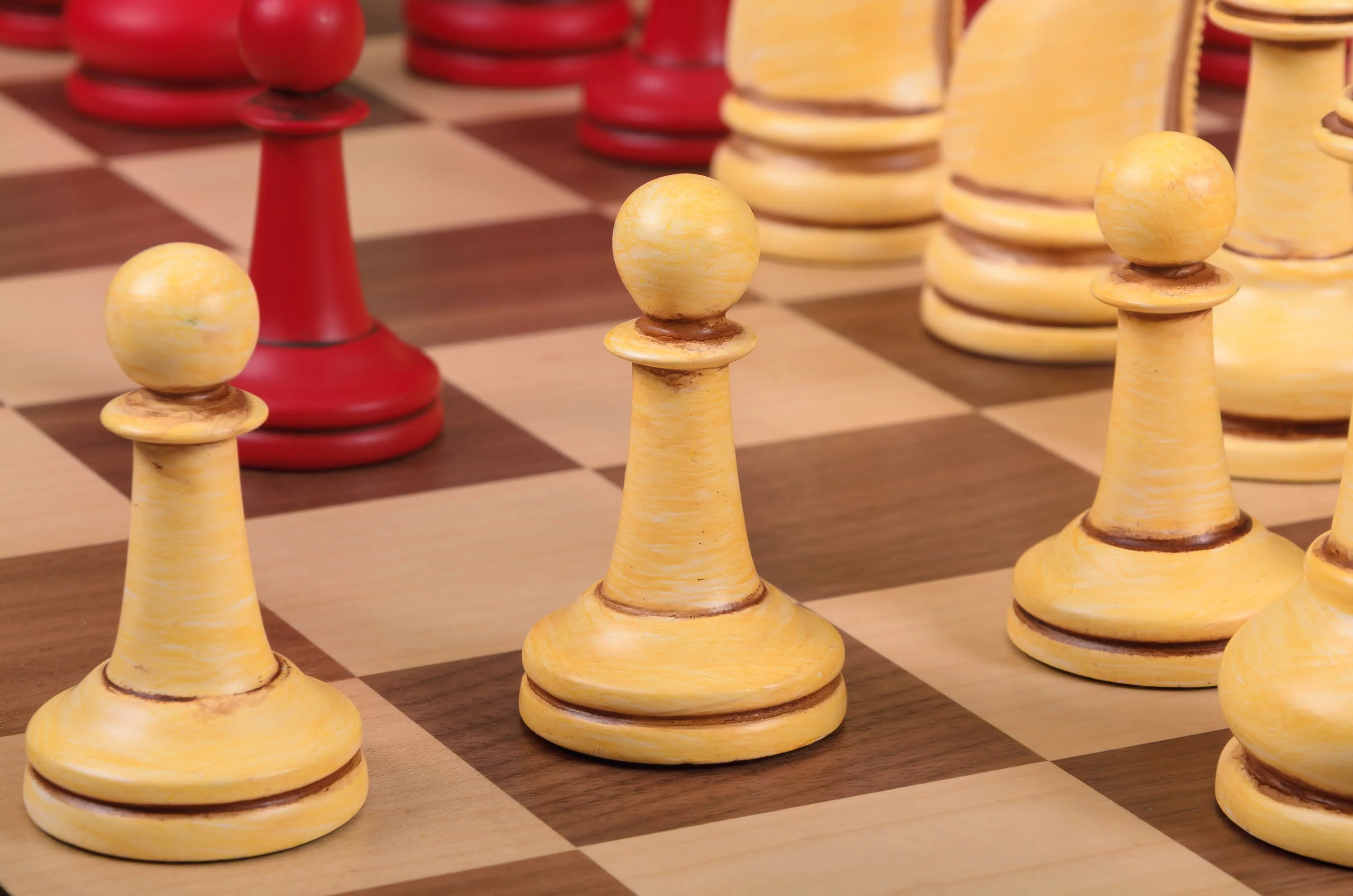 The Large Classical Staunton Series Chess Set, Box, & Board Combination - Image 8