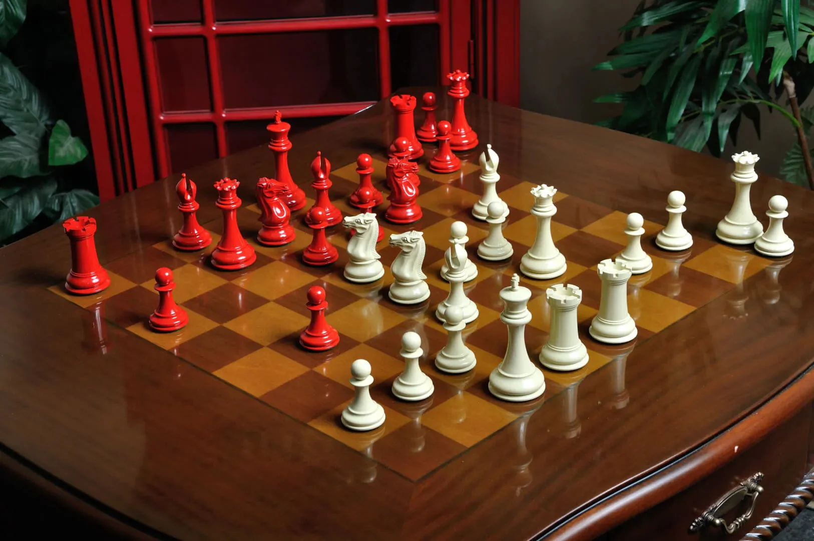 Red and White Lacquered - Image 9