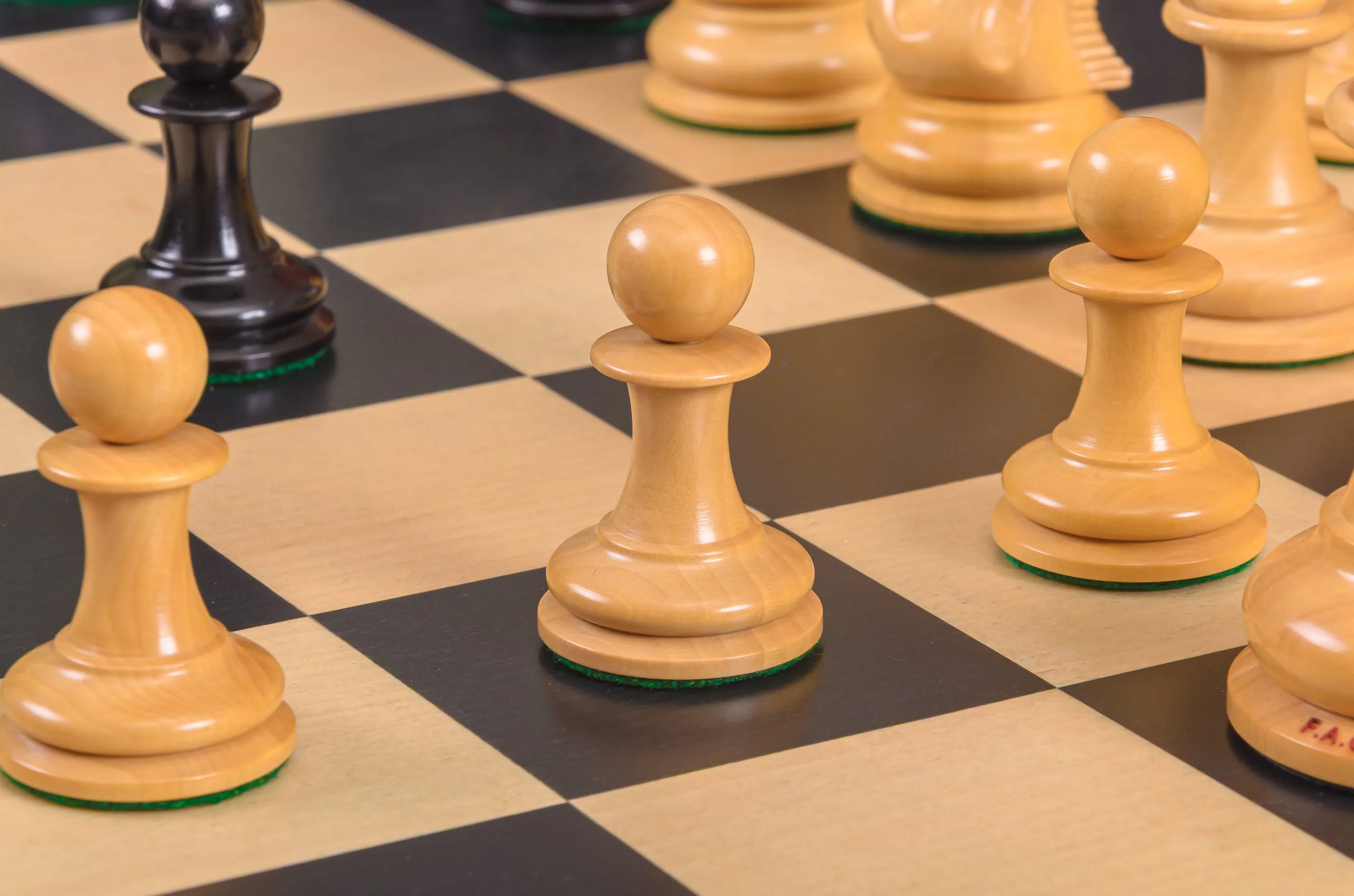 The Congress Luxury Chess Pieces - 4.4" King - From the Camaratta Collection - Image 19