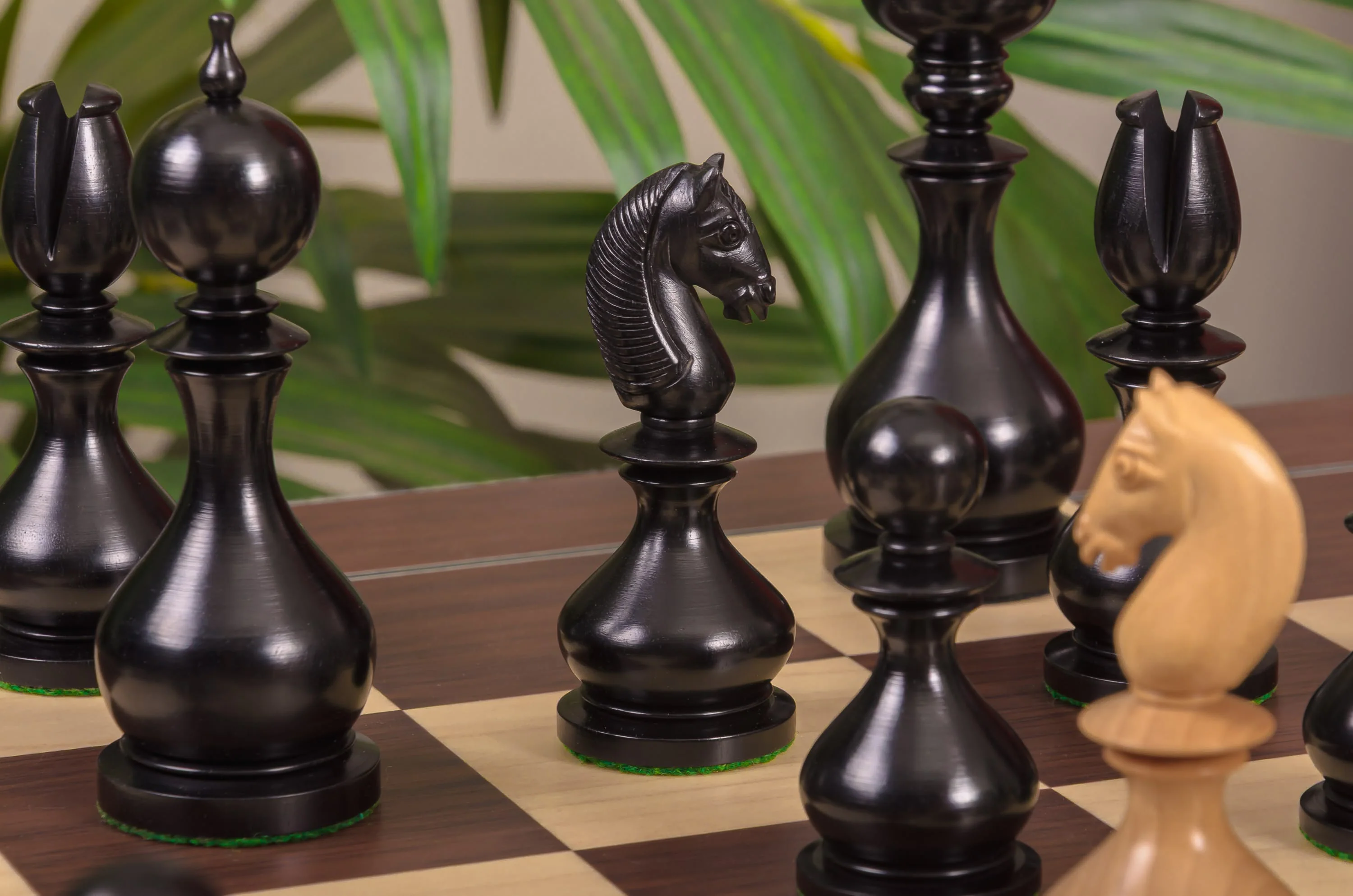 The Dublin Luxury Chess Pieces - 4.1" King - From the Camaratta Collection - Image 2