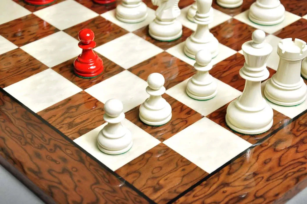 The Dubrovnik Series Chess Pieces - 3.75" King - LACQUERED - Image 36