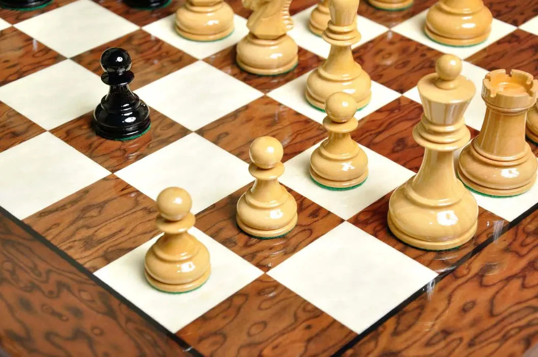 The Dubrovnik Series Chess Pieces - 3.75" King - LACQUERED - Image 7